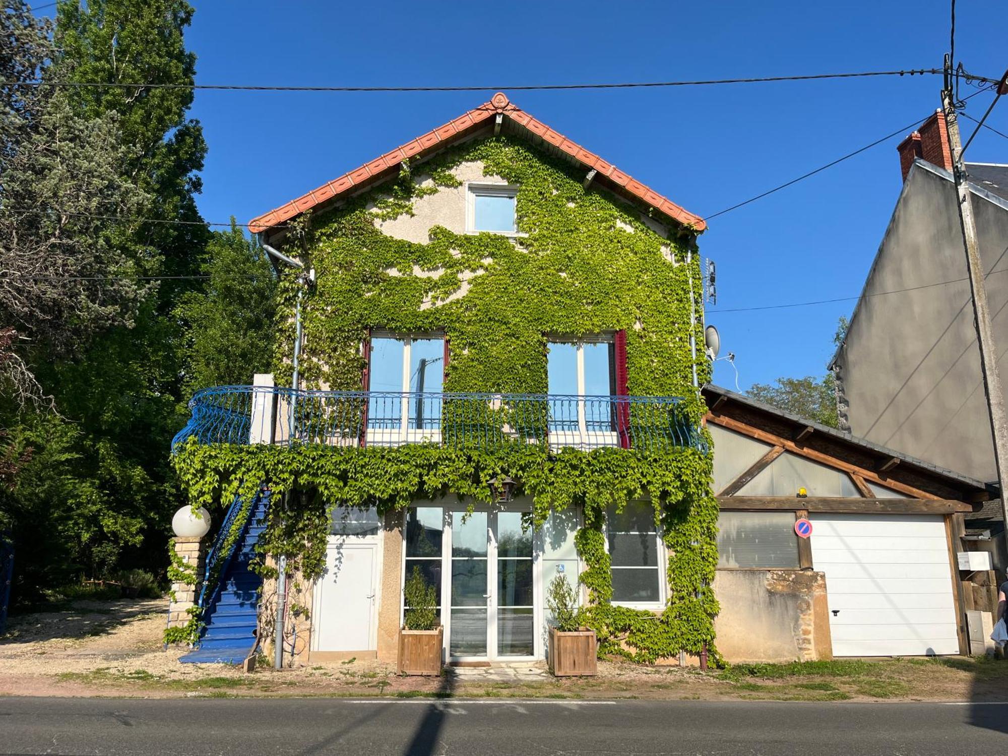 Couleurs De La Vie - Chambres D'Hotes Et Gite Cormatin Екстериор снимка